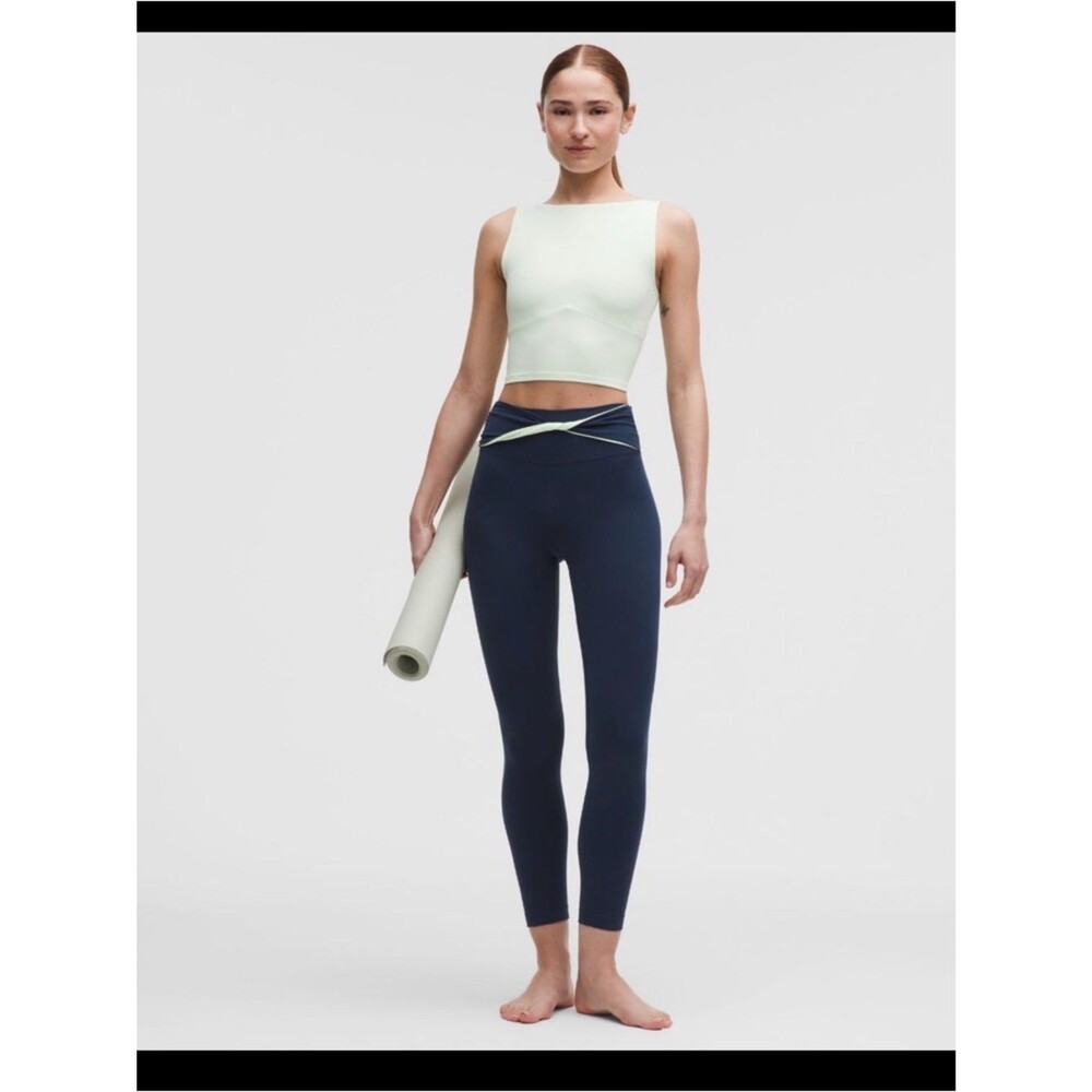 Lululemon Twist-Front High-Rise Tight 25" (2) | club blue / matcha magic | NWT